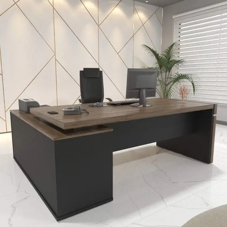 Escritório moderno com mesa em L e decoração geométrica